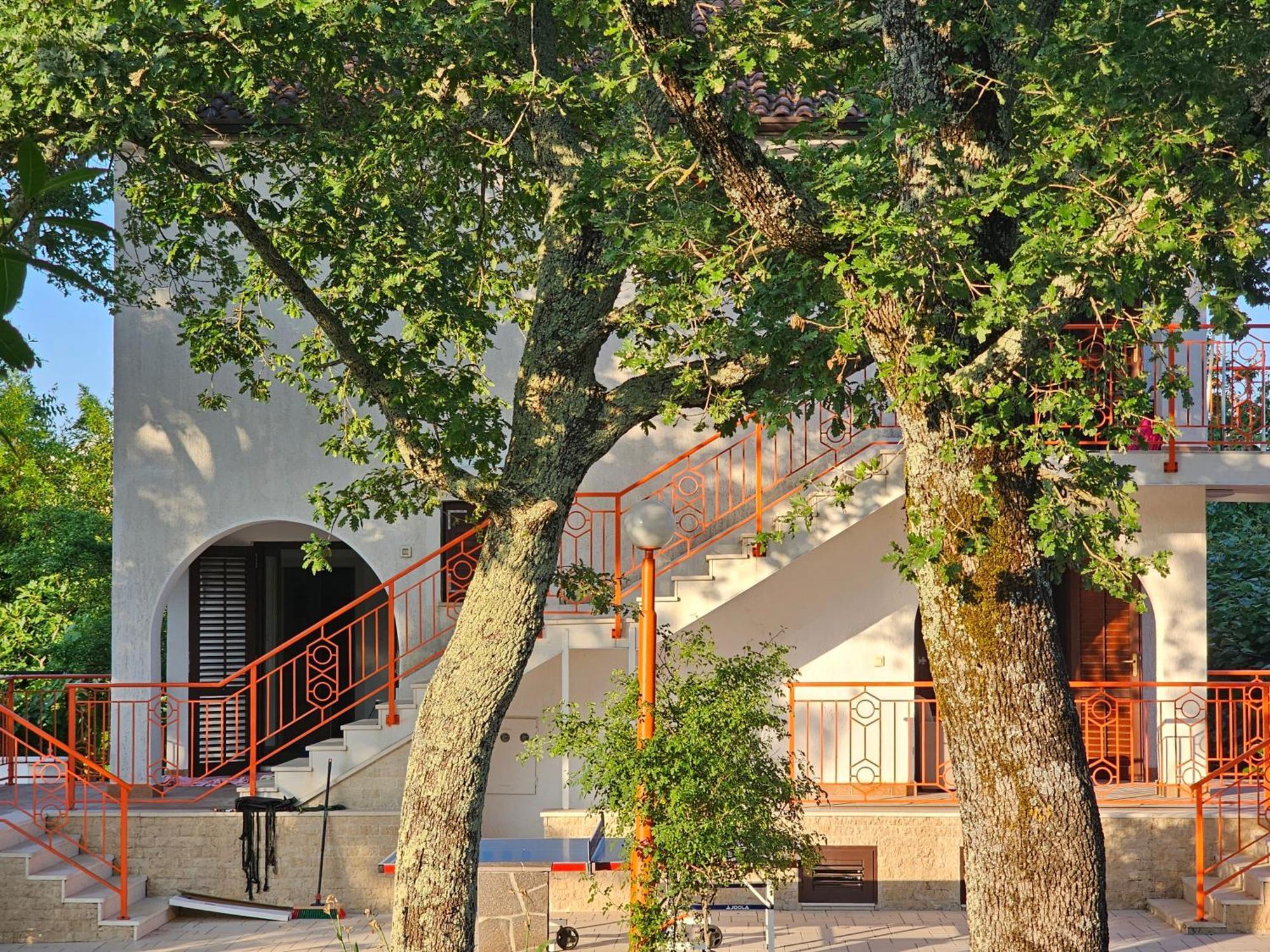 Villa Kucan Porat  Exteriör bild